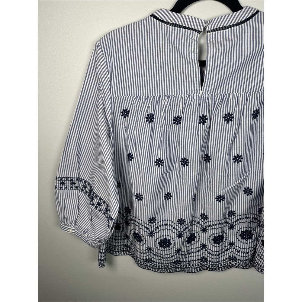 Crown & Ivy Large Womens Top Peasant 3/4 Sleeve Blue Stripe Embroidered Boho - Picture 15 of 16